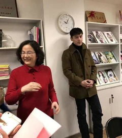 路人鏡頭下的明星 胡歌害羞，迪麗熱巴皮膚超好，入境旅游業務新風尚